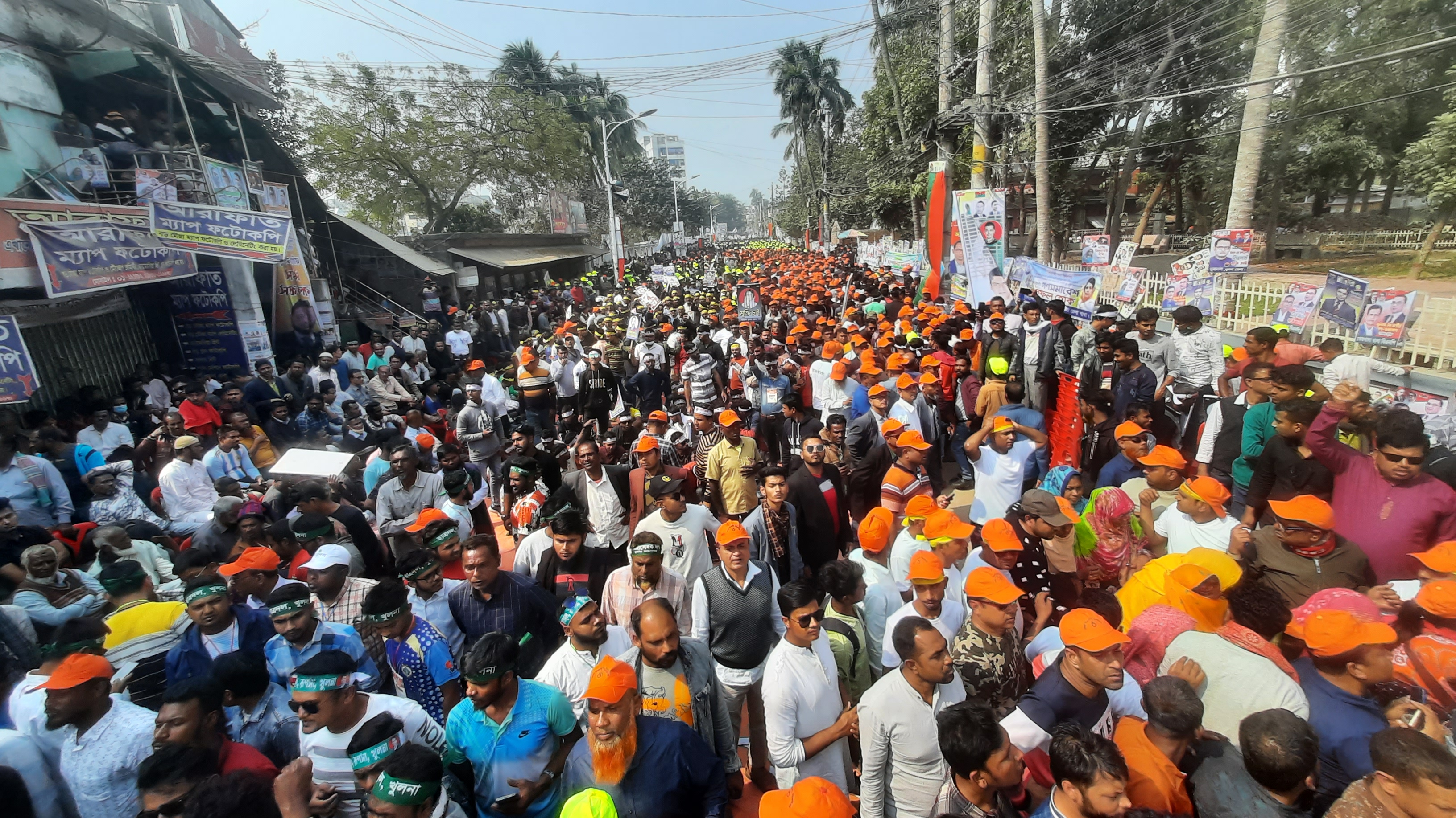 খুলনায় আ. লীগ-বিএনপির পাল্টাপাল্টি সমাবেশ ঘিরে উৎকণ্ঠা