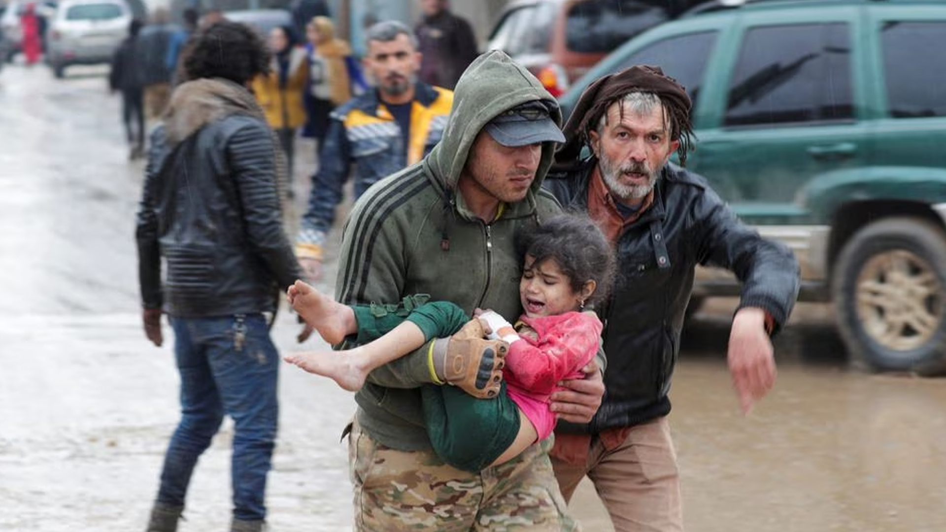 তুরস্ক-সিরিয়ায় ভূমিকম্পে মৃত্যু ১৩০০ ছাড়াল
