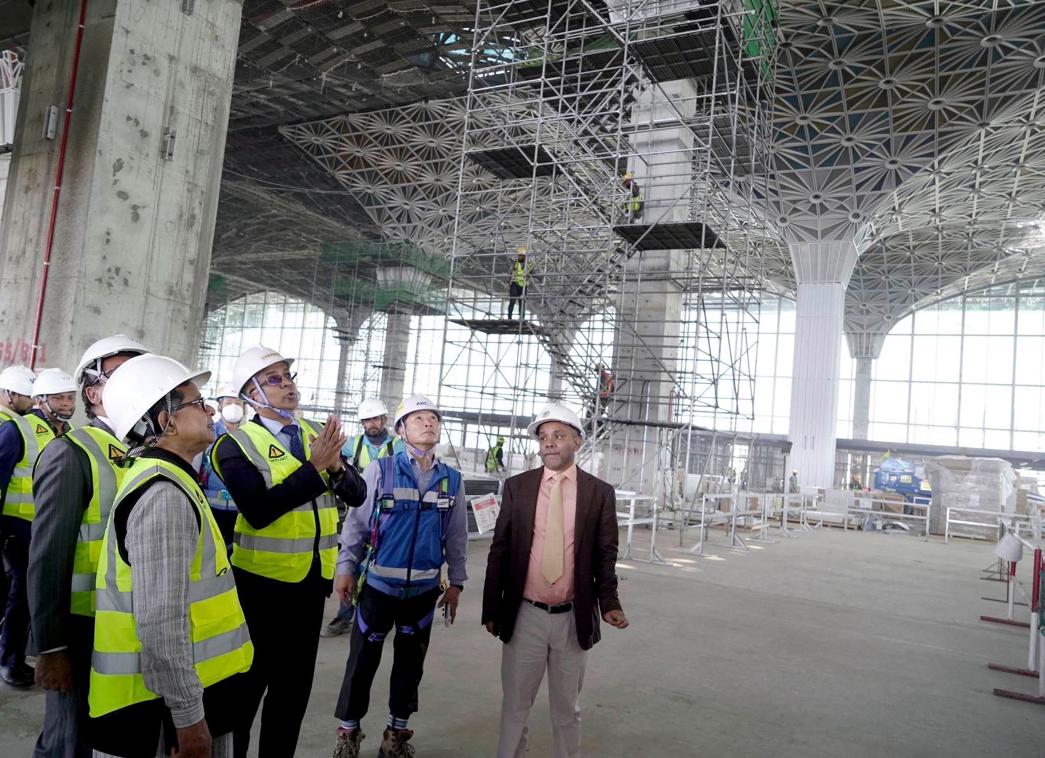 শাহজালালের তৃতীয় টার্মিনালের কাজ ৬০ ভাগ সম্পন্ন: বিমান প্রতিমন্ত্রী