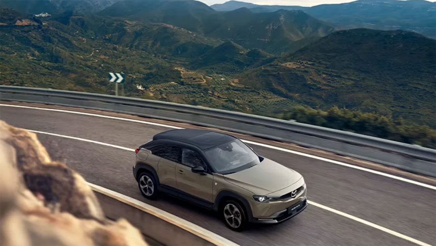 রোটারি ইঞ্জিন নিয়ে এল মাজদা এমএক্স-থার্টি