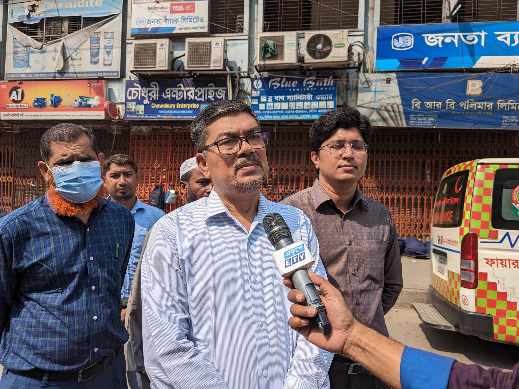 ৭ দিনের মধ্যে ঢাকার সব ভবন সার্ভে করে সতর্কতা নোটিশ দেবে রাজউক