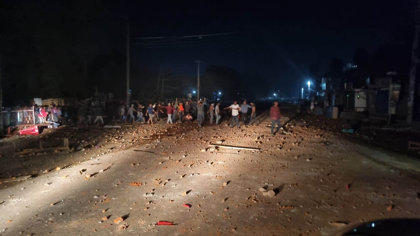 ‘গুলি চালানো বেআইনি, পুলিশের ভূমিকার তদন্ত দরকার’