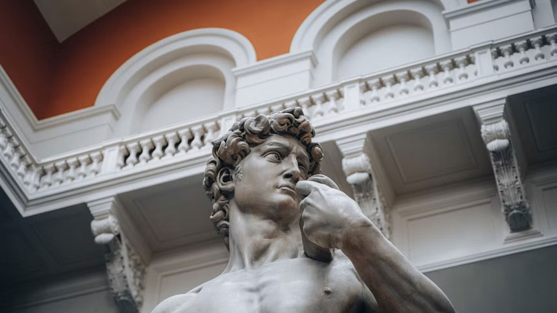 মাইকেলেঞ্জেলোর ভাস্কর্য-চিত্রকর্ম দেখতে যেতে পারেন ৫ দর্শনীয় স্থানে