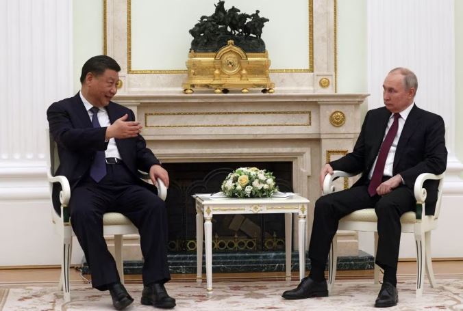 নজর এখন মস্কোয়