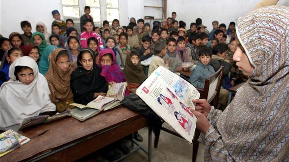 পশ্চিমবঙ্গের সব শিক্ষা প্রতিষ্ঠান ৬ দিনের জন্য বন্ধ ঘোষণা