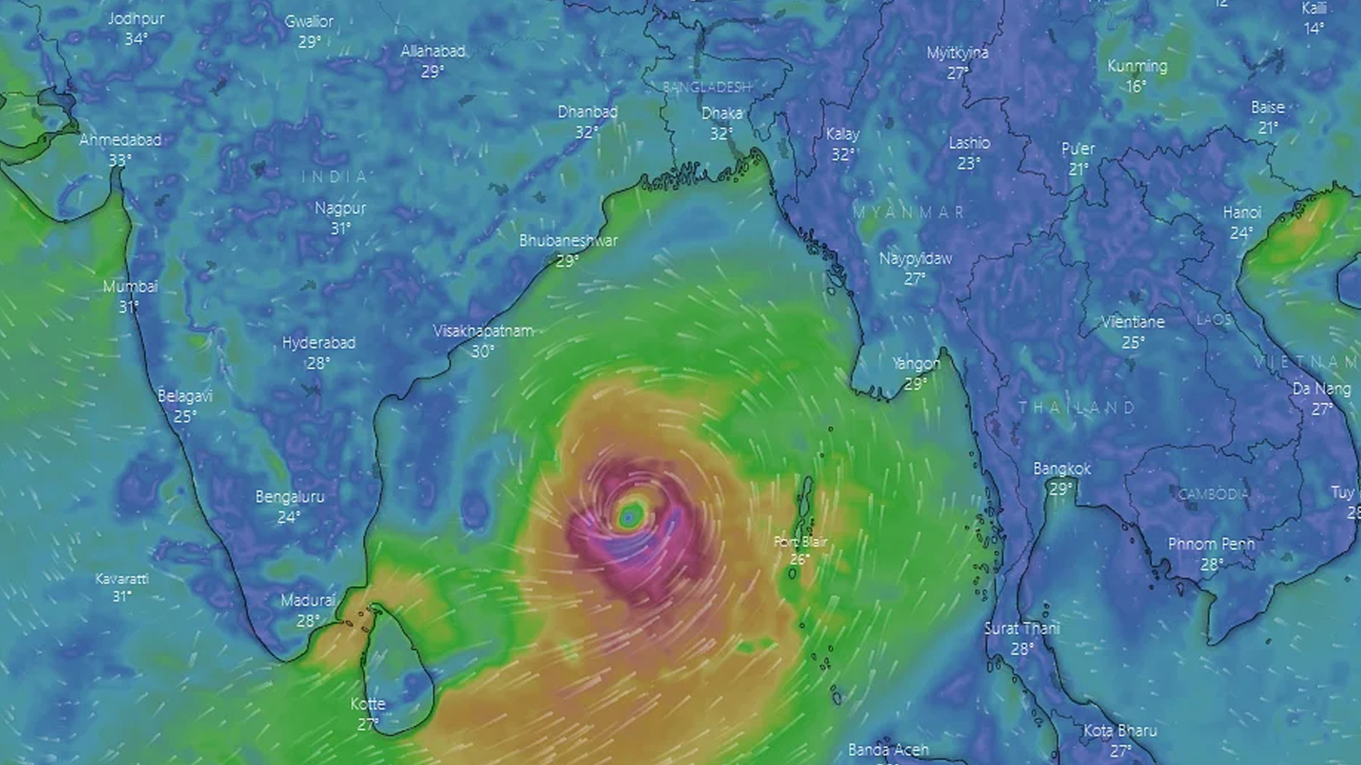প্রবল ঘূর্ণিঝড়ে পরিণত হয়েছে ‘মোখা’