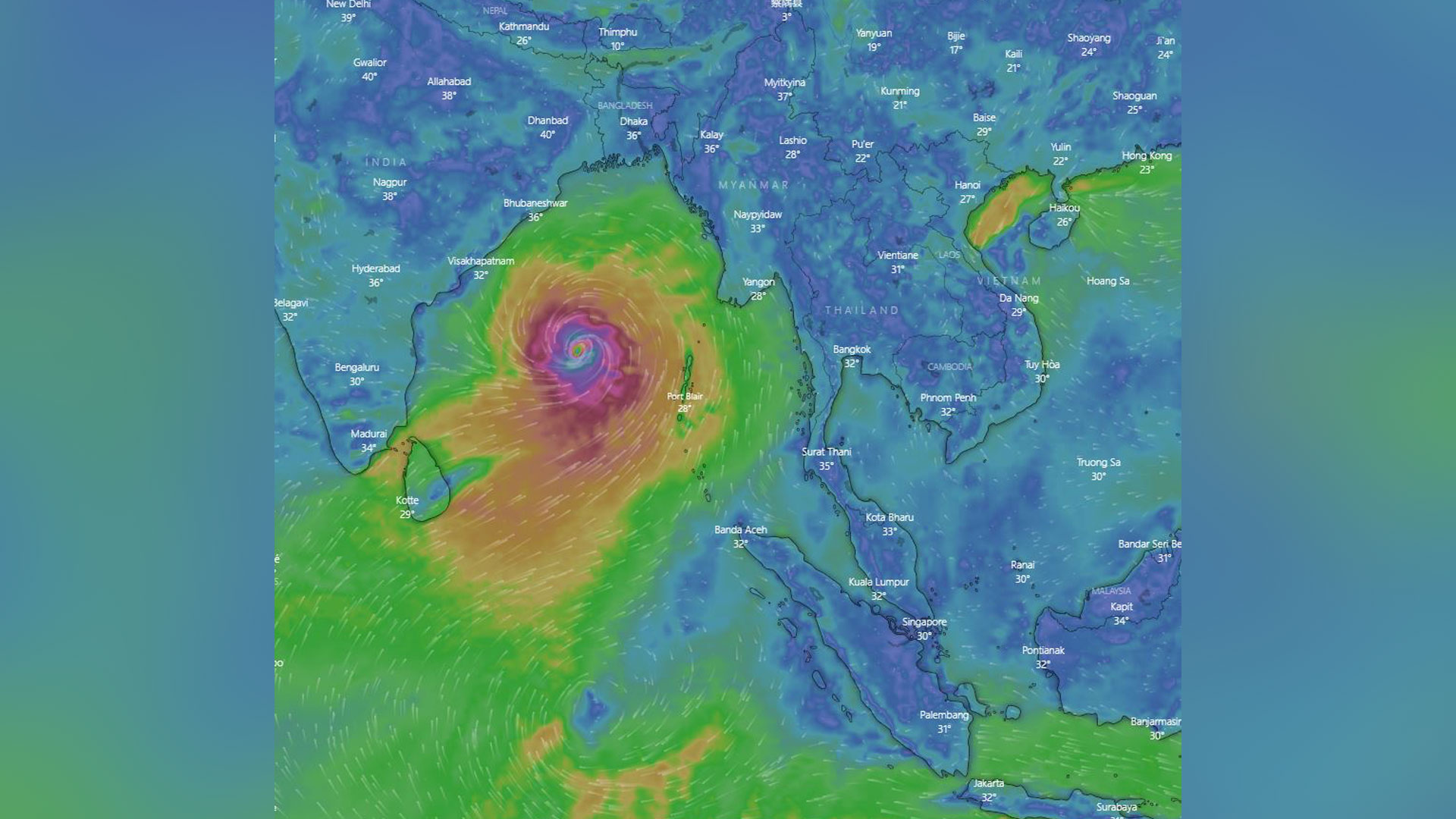রোববার দুপুরে কক্সবাজার অতিক্রম করতে পারে অতি প্রবল ঘূর্ণিঝড় ‘মোখা’