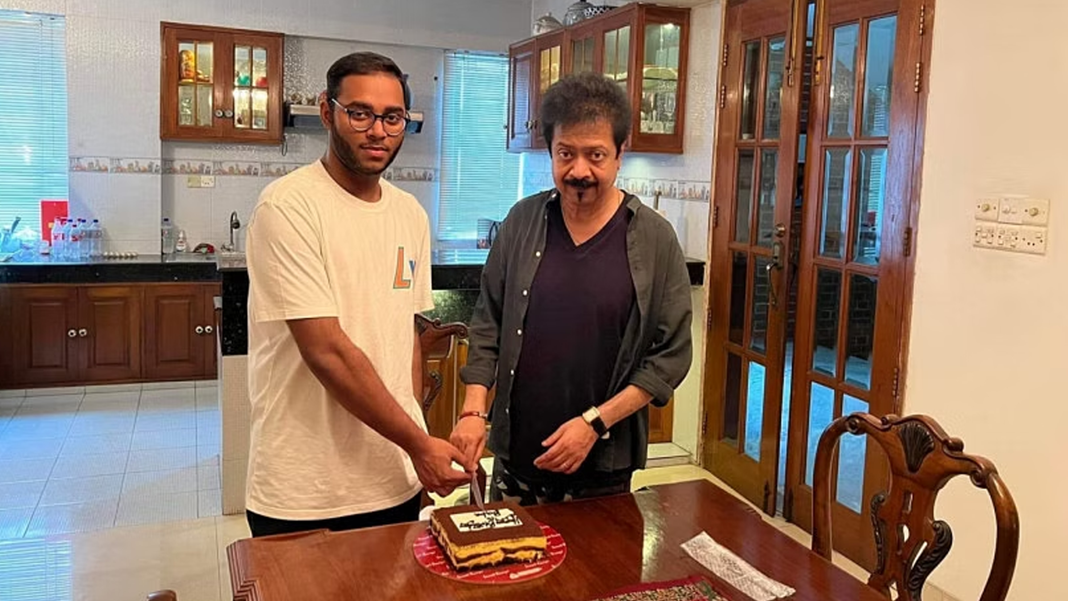 জন্মদিনে ছেলে নিবিড়ের জন্য দোয়া-ভালোবাসা চাইলেন কুমার বিশ্বজিৎ