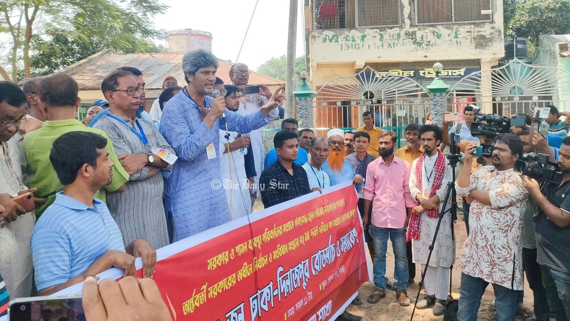 ‘আমাদের বিদ্যুৎ বিলের টাকা পাচার হয়ে গেছে, তাই কয়লা কেনা যাচ্ছে না’