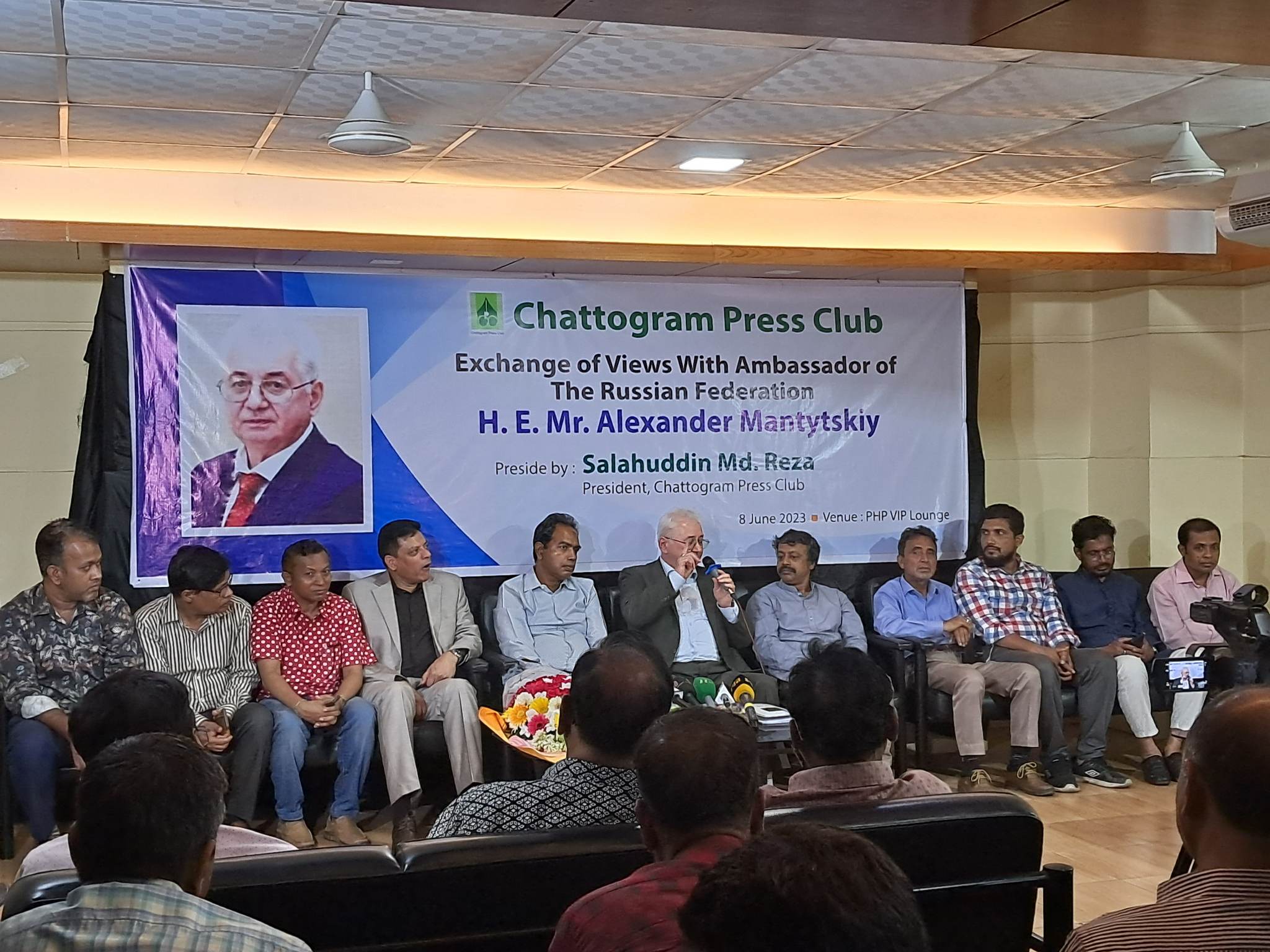 আশা করি বাংলাদেশের জাতীয় নির্বাচন অবাধ-সুষ্ঠু হবে: রুশ রাষ্ট্রদূত