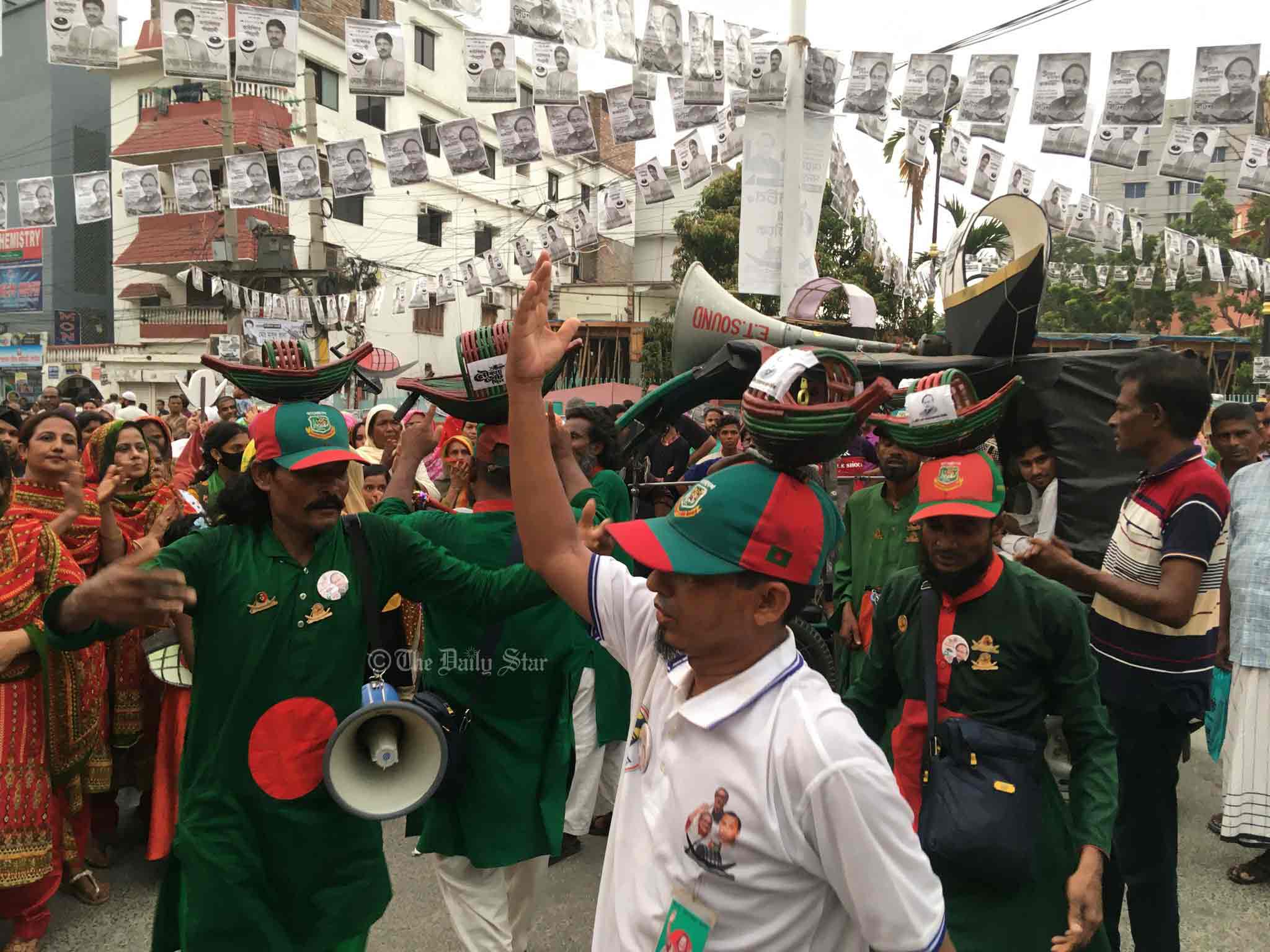 কেন্দ্রে ভোটার আনাই যখন ‘চ্যালেঞ্জ’