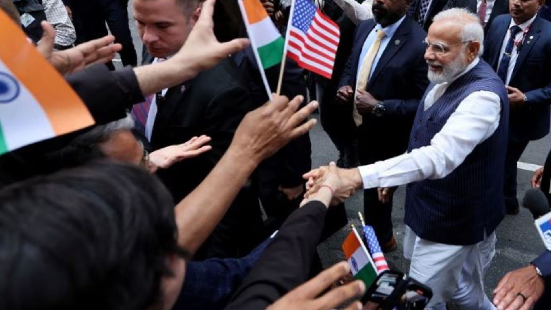 ভারতের মানবাধিকার ইস্যুতে মোদির সঙ্গে কথা বলতে বাইডেনকে ৭৫ আইনপ্রণেতার চিঠি