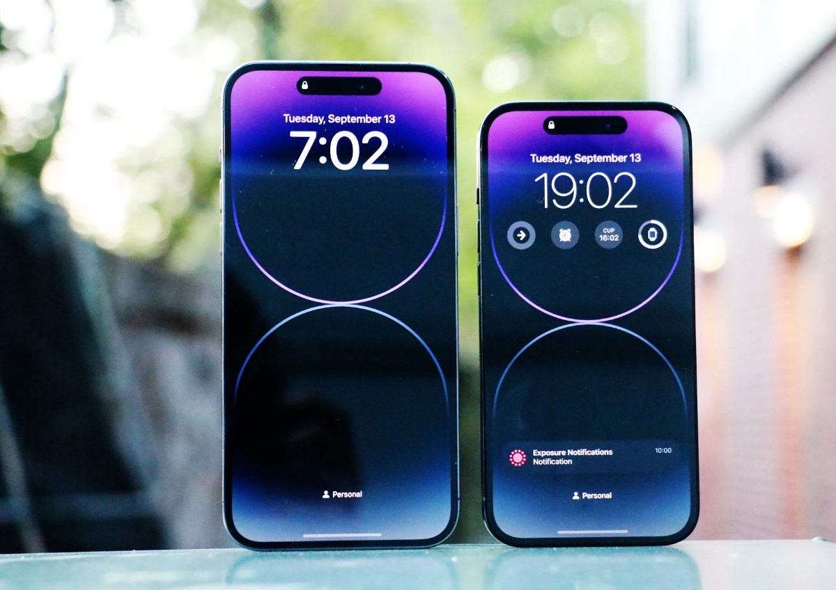 বাড়তে পারে আইফোনের প্রো মডেলের দাম