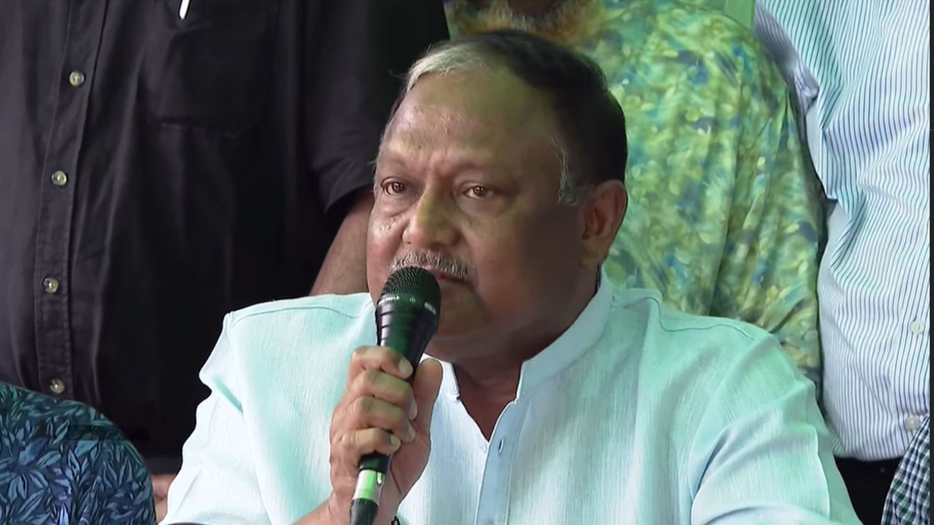 ডিমের দাম নিয়ন্ত্রণে না এলে প্রয়োজনে আমদানি: বাণিজ্যমন্ত্রী