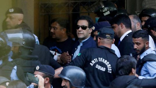 ইমরান খানের সাজা স্থগিত