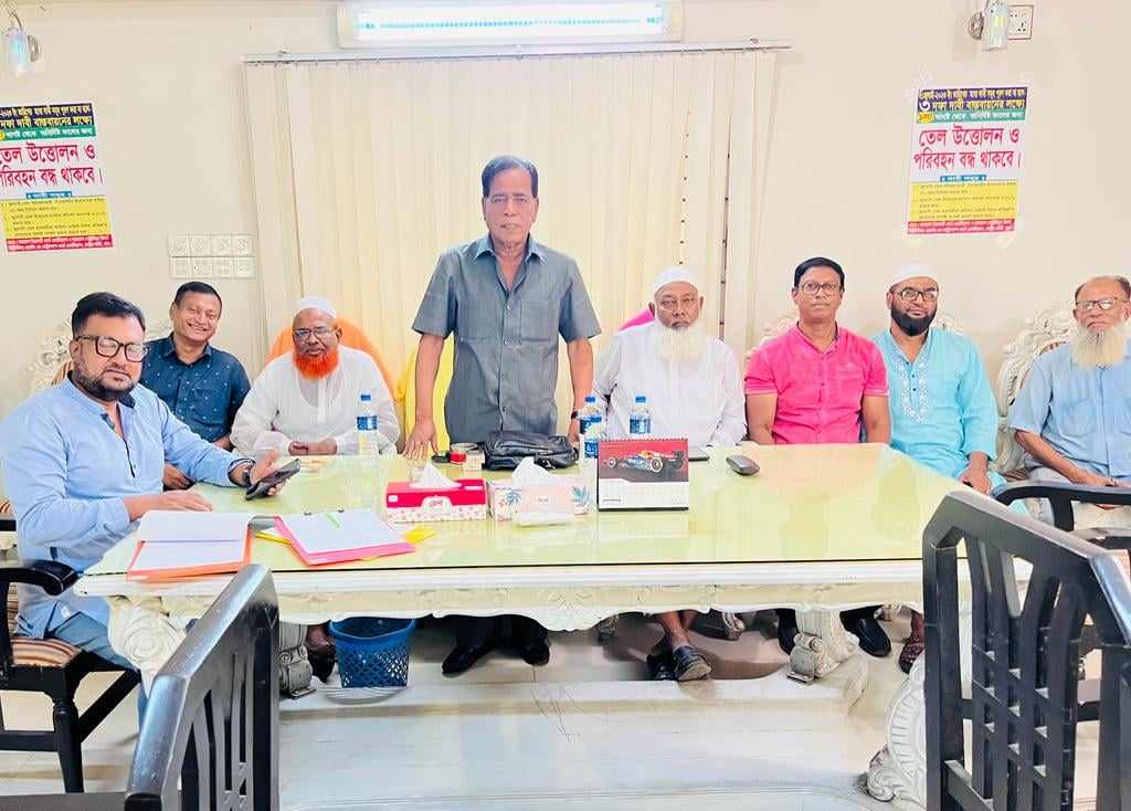 ৩ সেপ্টেম্বর থেকে খুলনায় জ্বালানি তেল ব্যবসায়ীদের ধর্মঘট