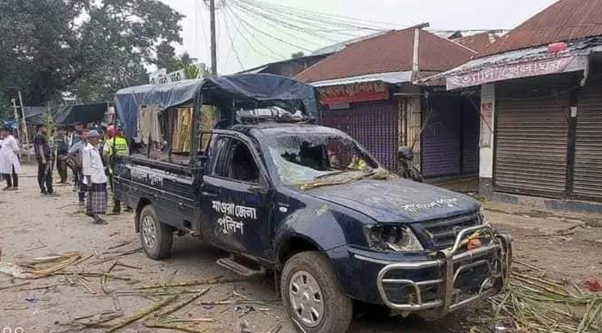 মাগুরায় বিএনপির সঙ্গে সংঘর্ষে পুলিশের মামলায় ১৪০০ আসামির ১৩০০ অজ্ঞাতনামা