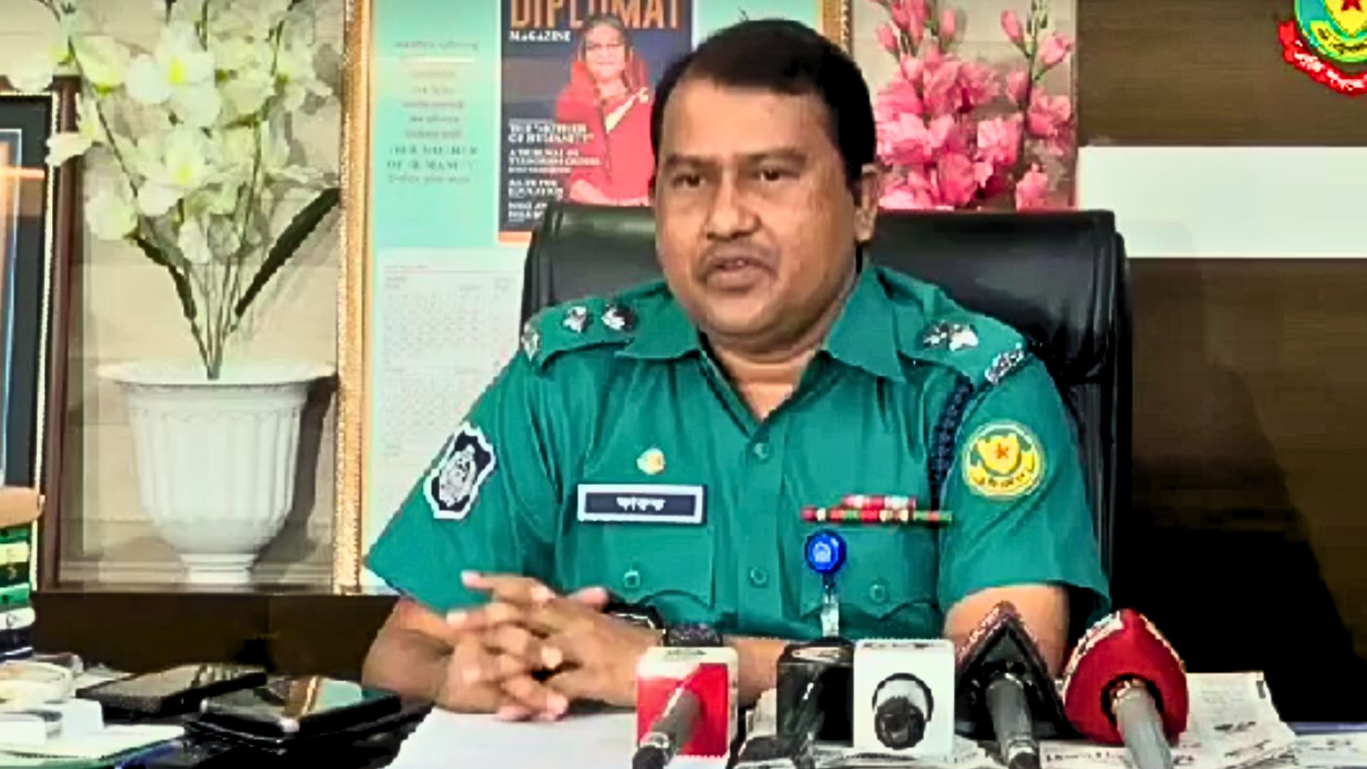 ২ ছাত্রলীগ নেতাকে মারধর: আরও ৫ দিন সময় পেল তদন্ত কমিটি