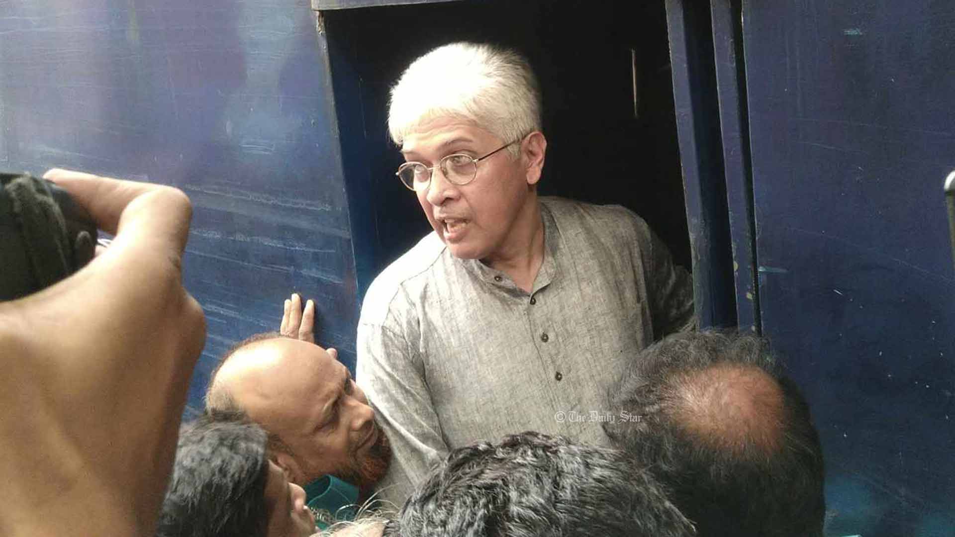 অধিকারের আদিলুরের ২ বছরের কারাদণ্ড