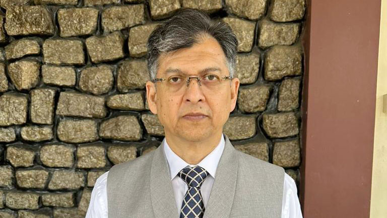 আশা করব প্রধান উপদেষ্টা শিগগির সংসদ নির্বাচনের পরিষ্কার রোডম্যাপ দেবেন: সালাহউদ্দিন আহমেদ