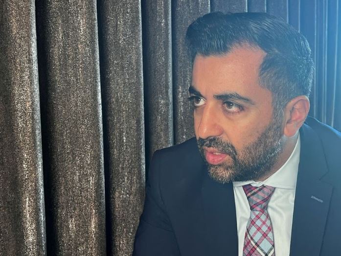 গাজা ছাড়তে না পারলে ওরা মারা যেতে পারে: হামজা ইউসুফ