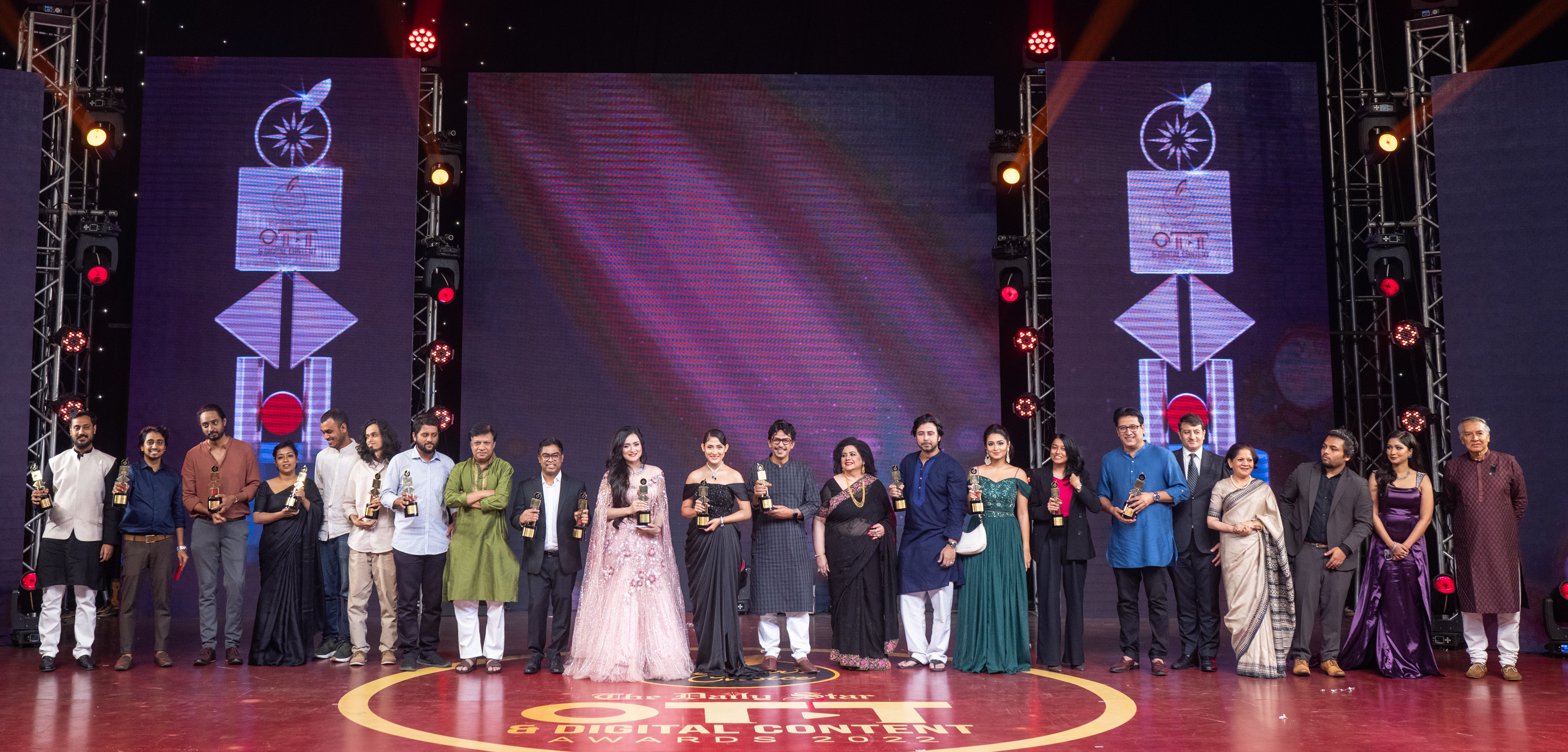 এবারের ব্লেন্ডারস চয়েস-দ্য ডেইলি স্টার ওটিটি অ্যাওয়ার্ড পেলেন যারা