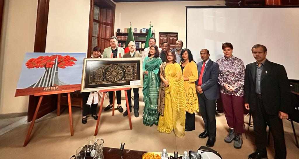 মেক্সিকো সিটির সাহিত্য-সংলাপে অনুবাদকর্মের ওপর জোর