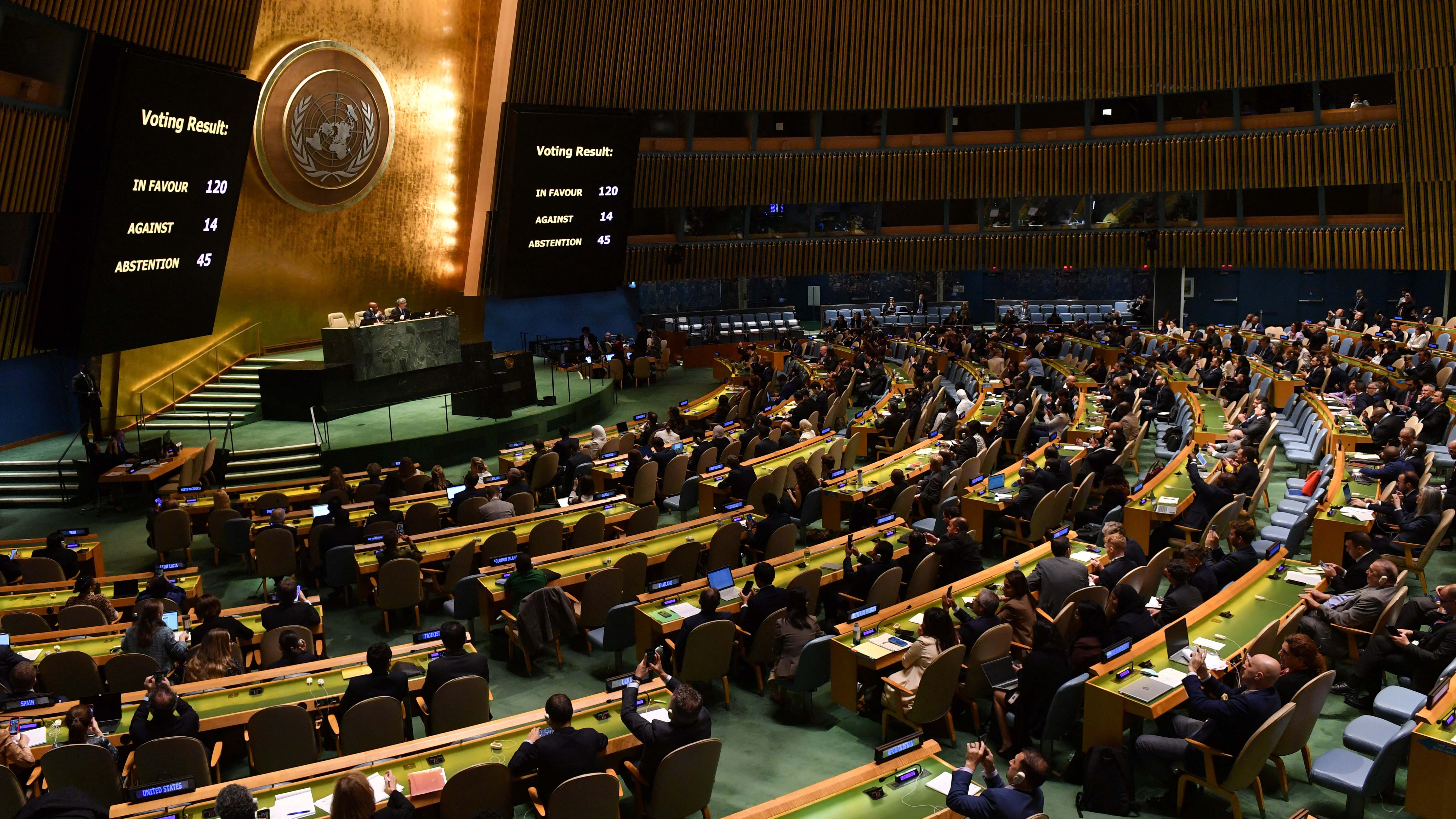 জাতিসংঘ সাধারণ পরিষদে গাজায় যুদ্ধবিরতির প্রস্তাব গৃহীত