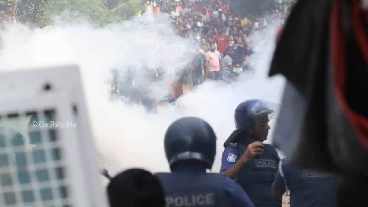 পোশাকশ্রমিকদের ওপর সহিংস দমন-পীড়ন বন্ধের আহ্বান মার্কিন শ্রম দপ্তরের