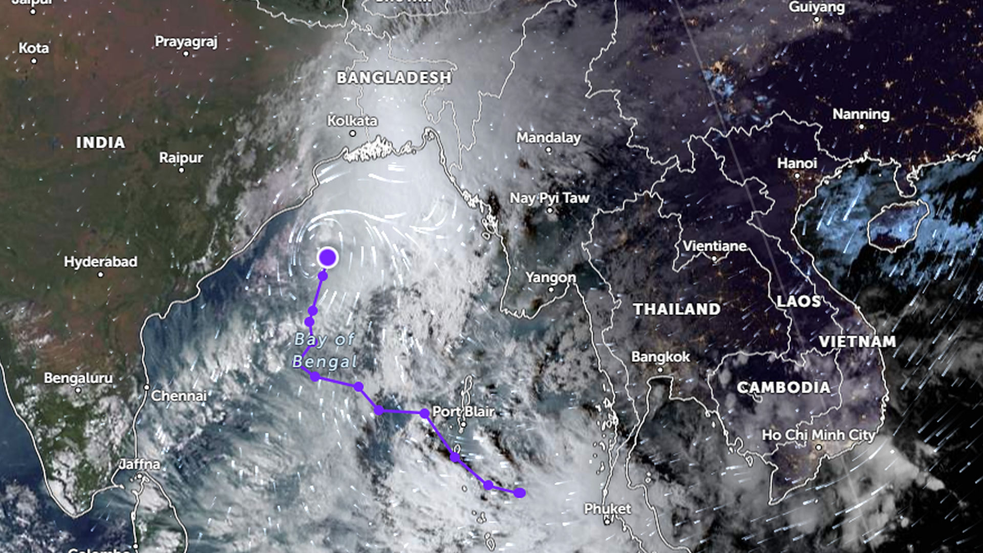 রাতেই ঘূর্ণিঝড়ে রূপ নিতে পারে গভীর নিম্নচাপ, উপকূলীয় এলাকায় ভারী বৃষ্টির সম্ভাবনা