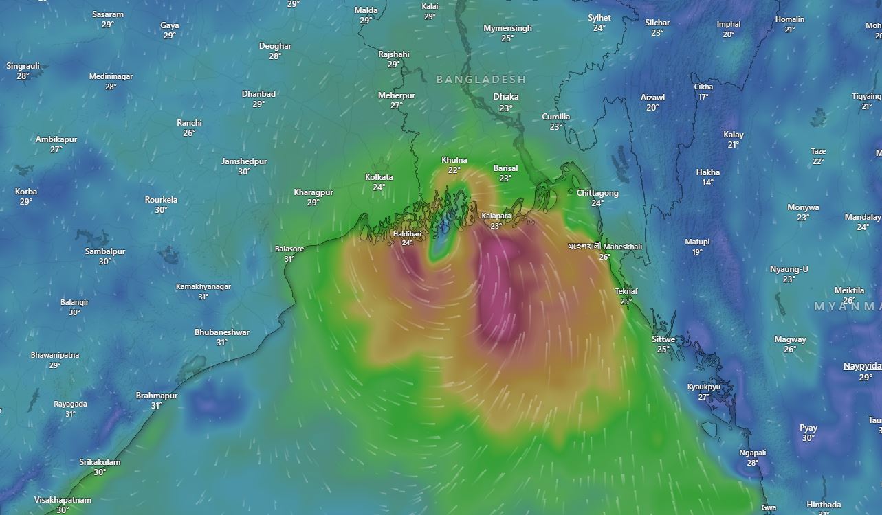 ঘূর্ণিঝড় মিধিলির অগ্রভাগ মোংলা-পায়রা উপকূল অতিক্রম করছে