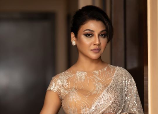 আন্তর্জাতিক চলচ্চিত্র উৎসবে ৫ সিনেমা নিয়ে জয়া আহসানের রেকর্ড