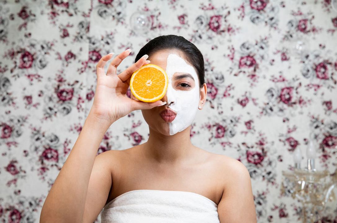 ত্বকের যত্ন বিষয়ে তিন বিশেষজ্ঞের পরামর্শ