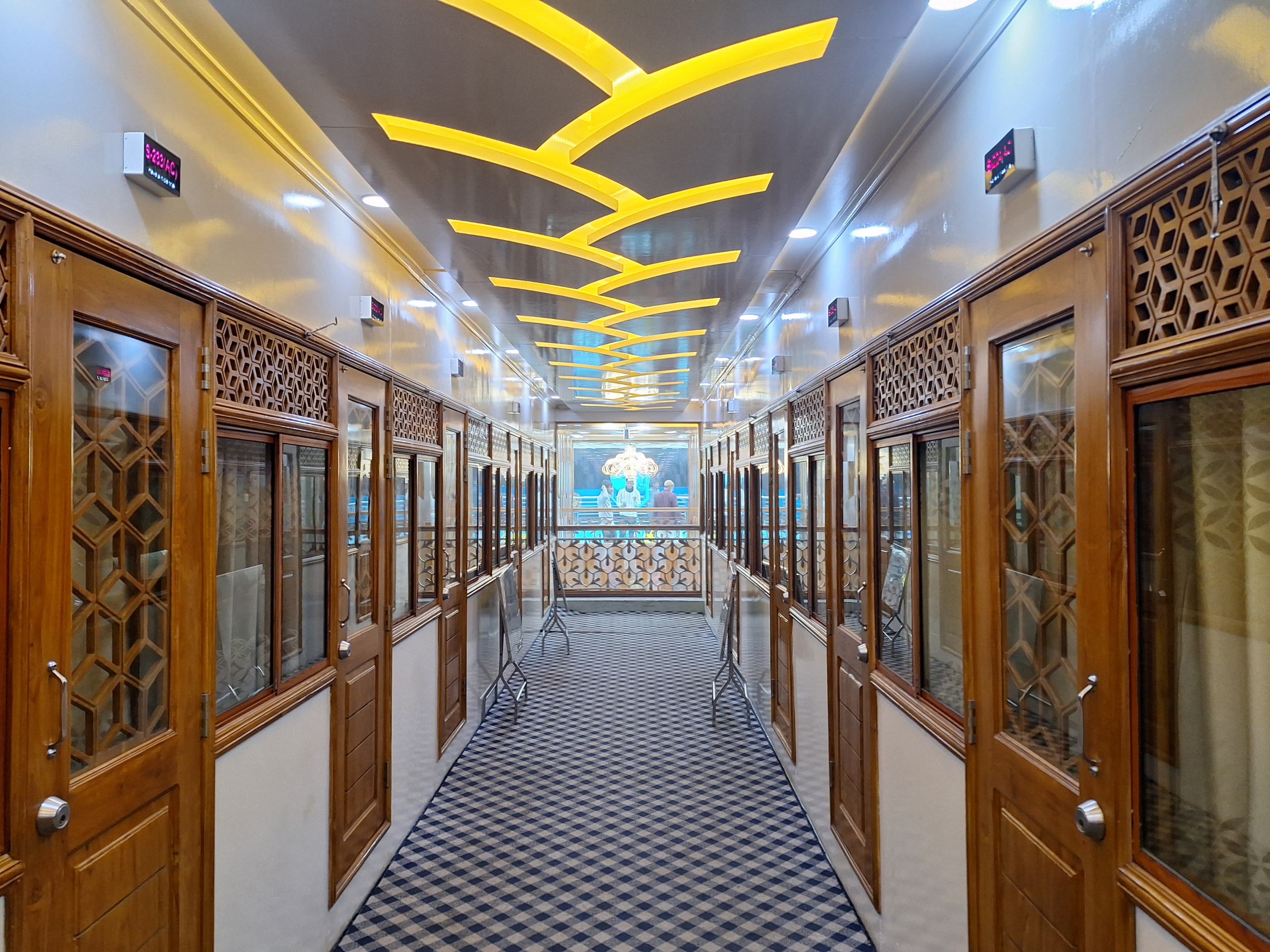 ছুটির দিনে হয়ে যাক ঢাকা-বরিশাল লঞ্চ ভ্রমণ