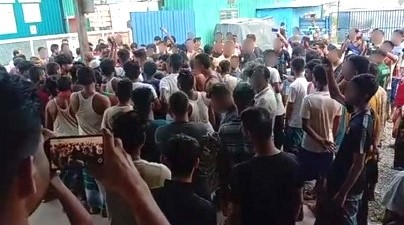 মালয়েশিয়ায় প্রতারণার শিকার ৭ শতাধিক বাংলাদেশি কর্মীকে বকেয়া বেতন দেওয়ার নির্দেশ