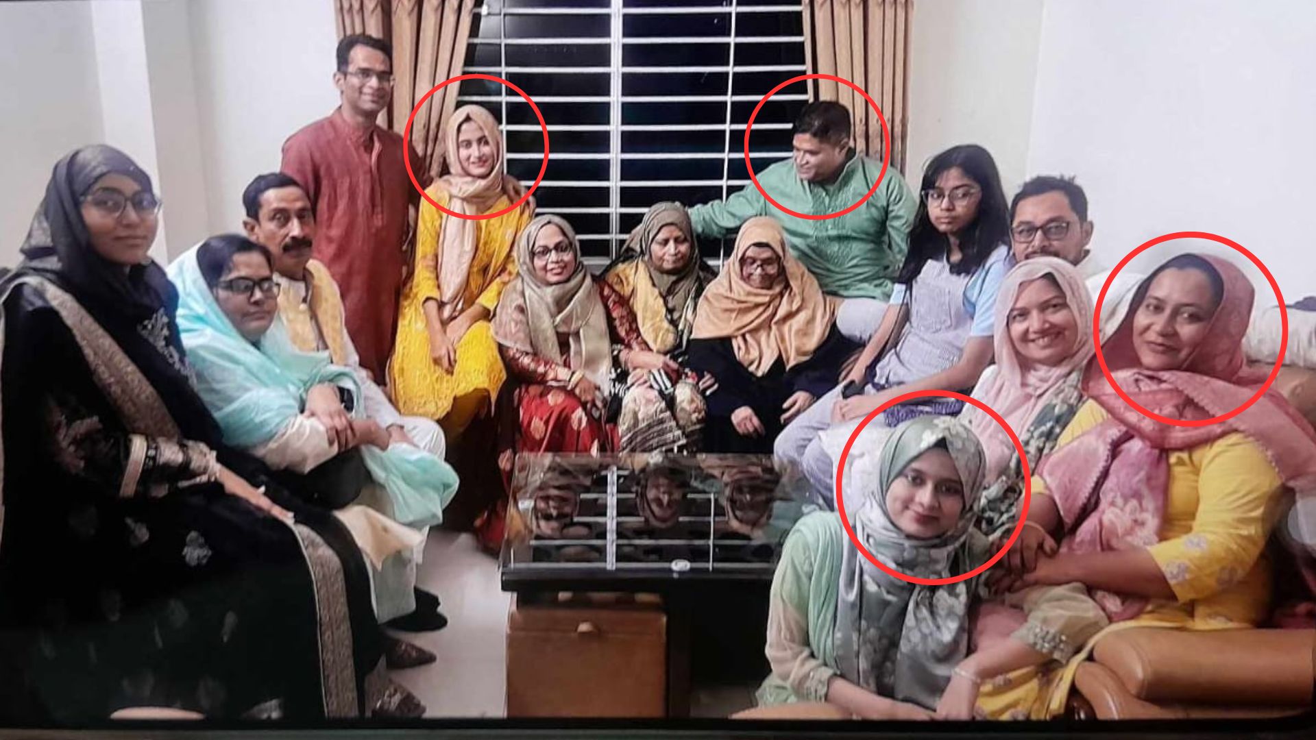 ‘পরিবারটির আর কেউই রইলো না’