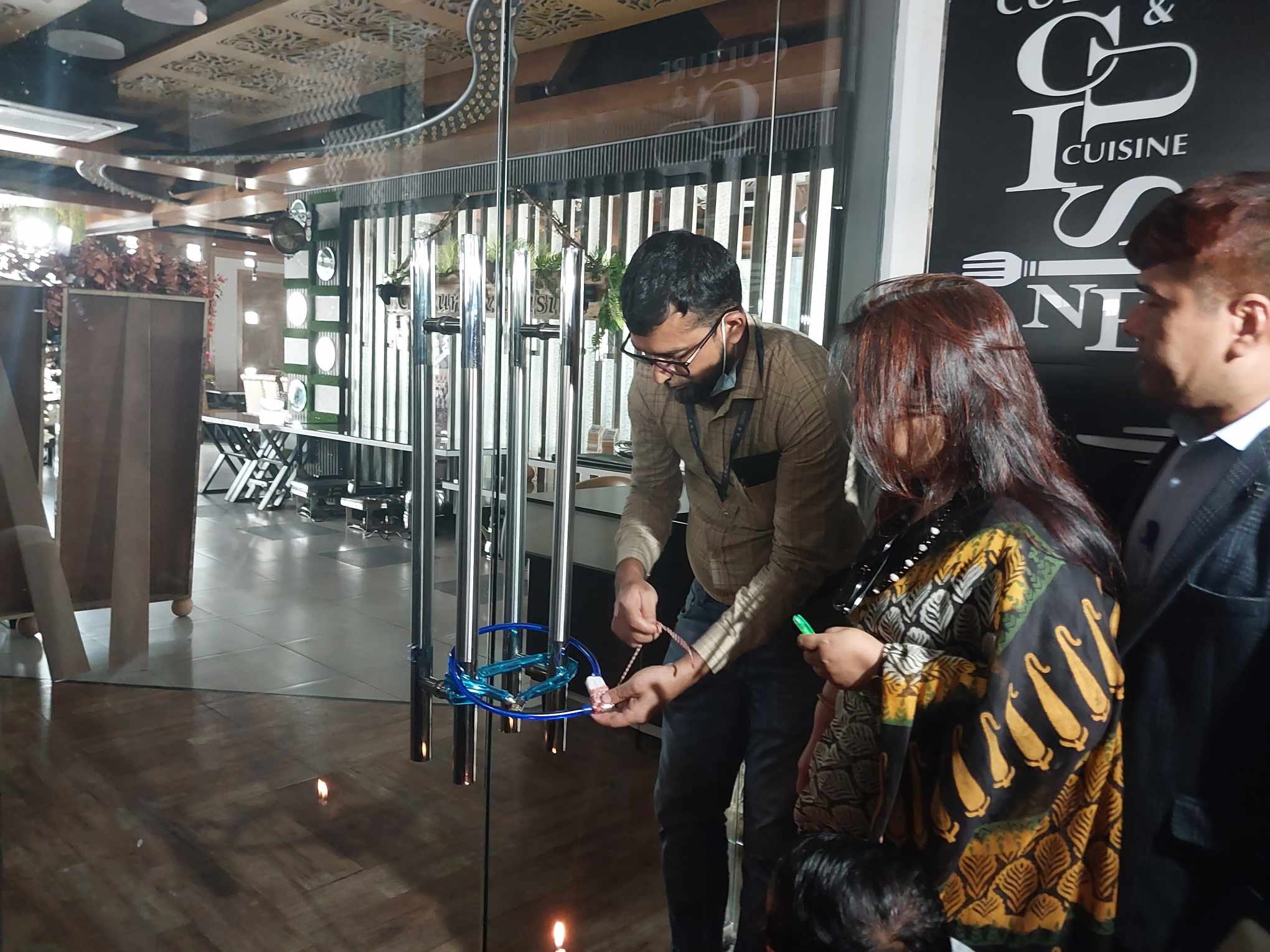 ধানমন্ডির গাওসিয়া টুইন পিক ভবনের ১২ রেস্তোরাঁ সিলগালা