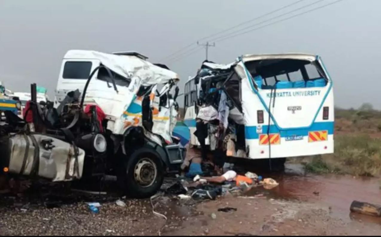 বাস দুর্ঘটনায় কেনিয়ায় বিশ্ববিদ্যালয়ের ১১ শিক্ষার্থী নিহত