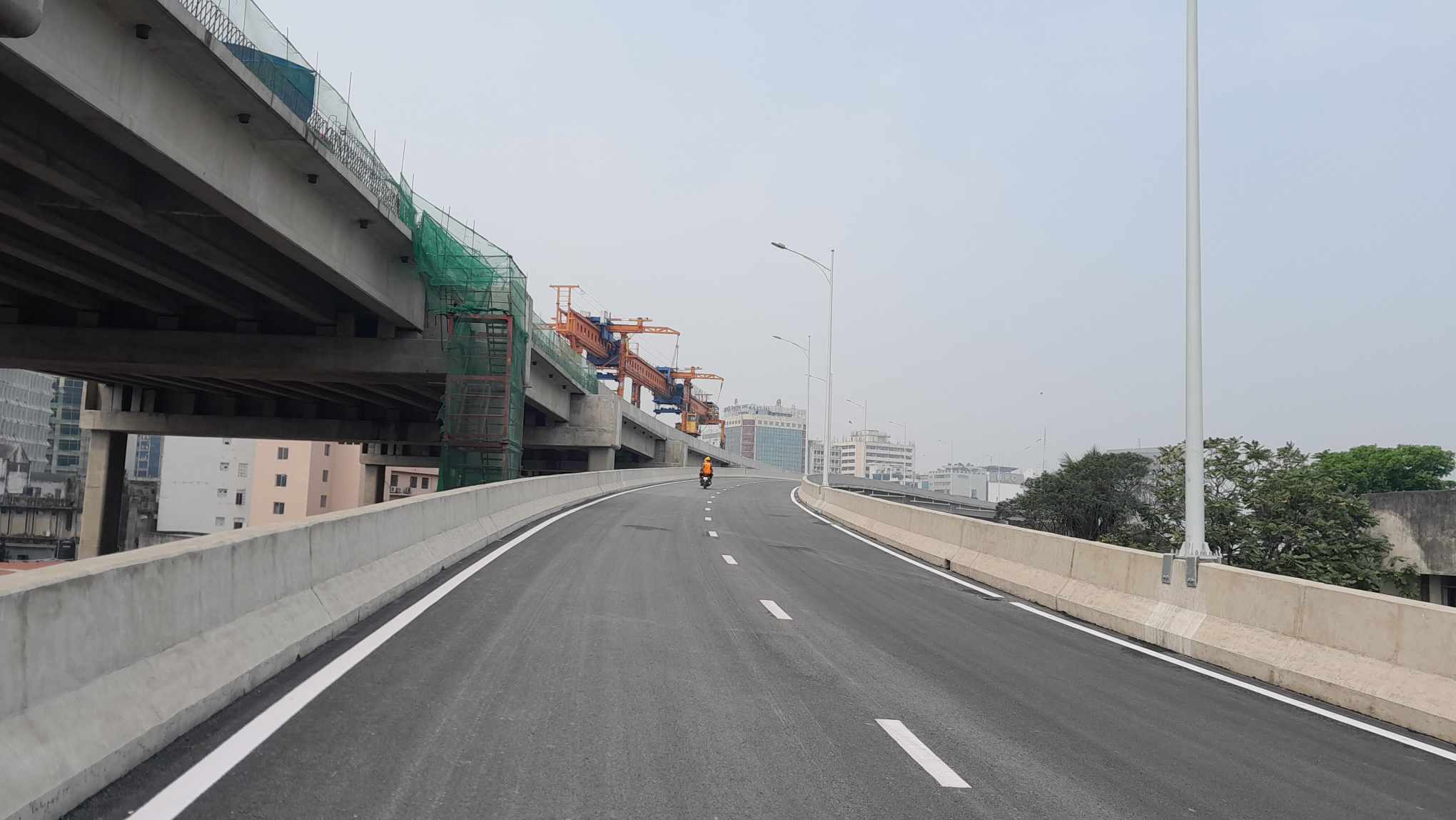 খুলে দেওয়া হলো এলিভেটেড এক্সপ্রেসওয়ের কারওয়ান বাজার অংশের এক্সিট র্যাম্প