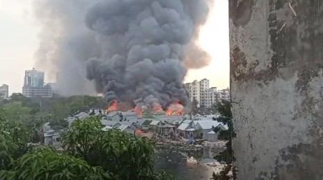 রাজধানীর কড়াইল বস্তির আগুন নিয়ন্ত্রণে