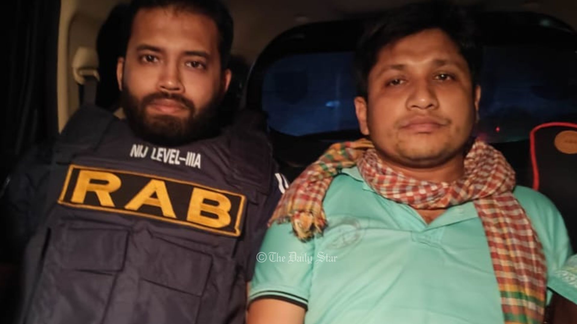 ব্যাংক ম্যানেজার নেজামকে বান্দরবান সদরে আনা হয়েছে: র‍্যাব