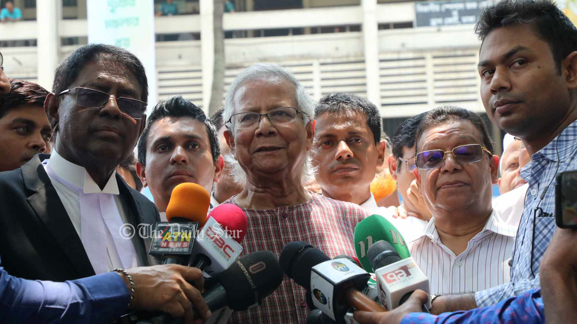 আমি ১ কোটি গরিব মানুষকে একটা ব্যাংকের মালিক বানিয়েছি: ড. ইউনূস