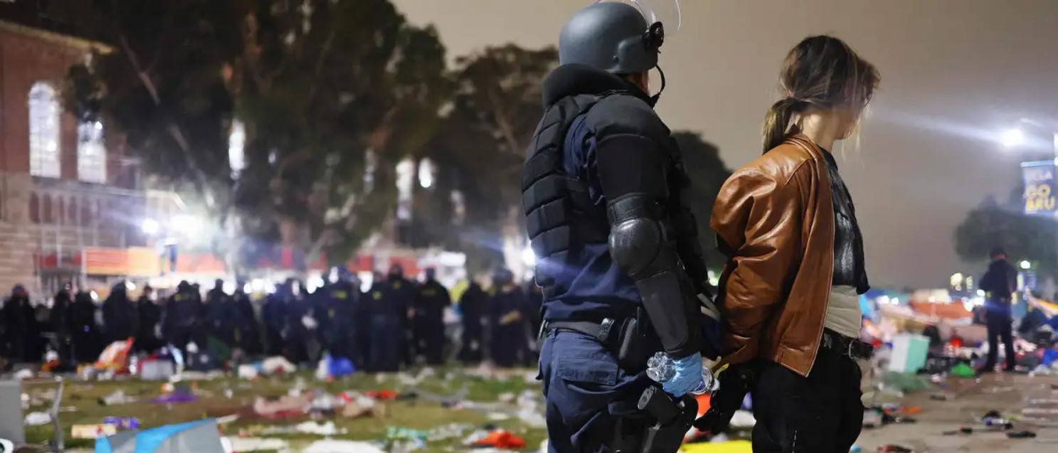 গণতন্ত্রে বিরোধিতা থাকবে, তা যেন বিশৃঙ্খলার দিকে না যায়: বাইডেন