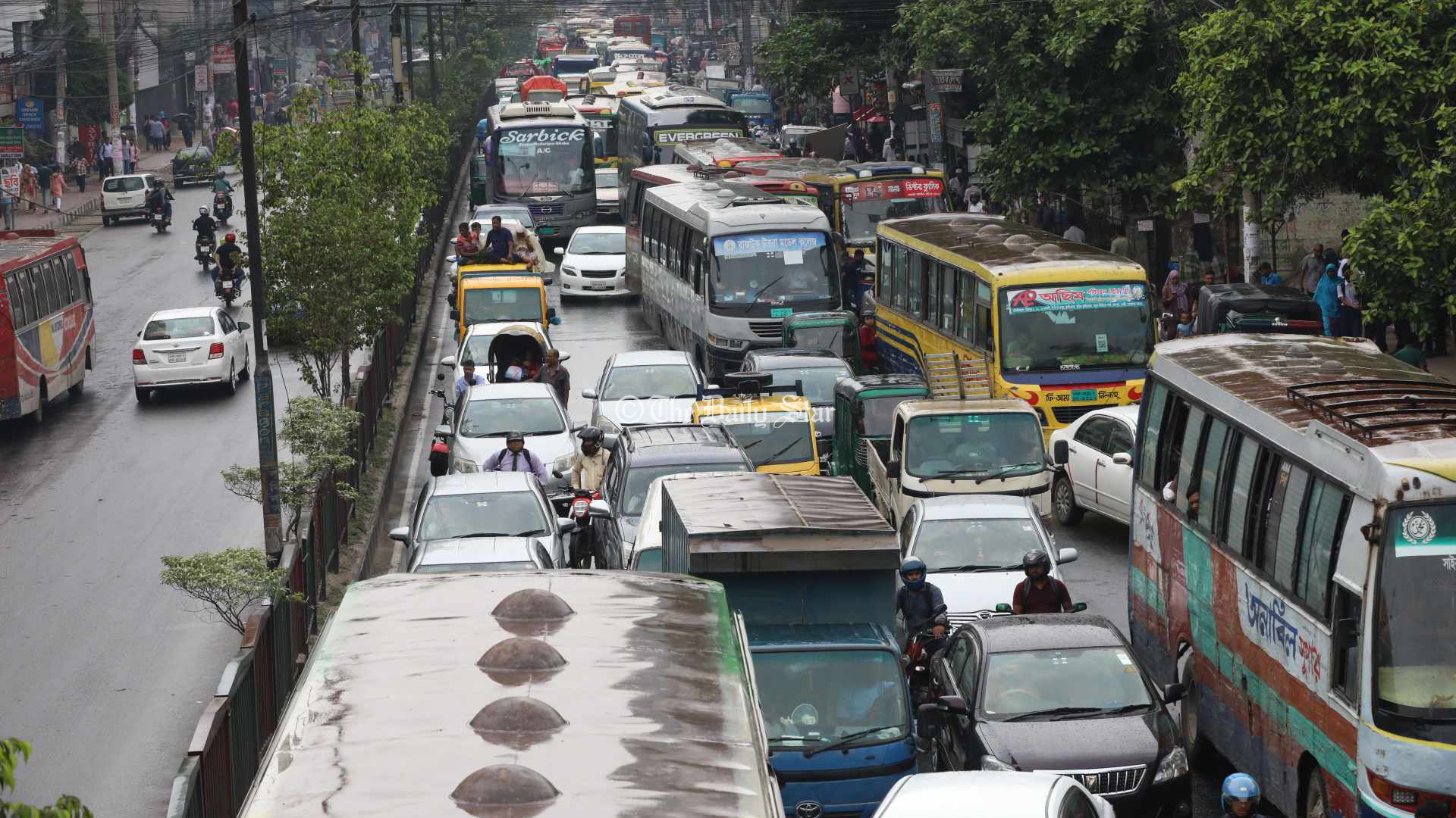 অটোরিকশাচালকদের বিক্ষোভে রাজধানীতে যানজট
