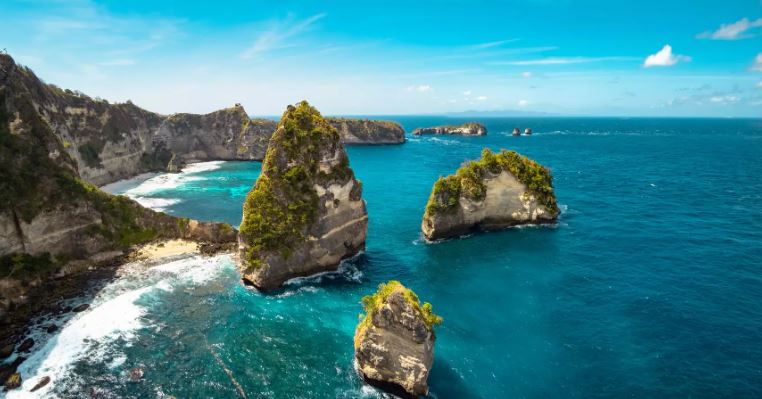 ইন্দোনেশিয়ার বালি ভ্রমণের সেরা সময় কখন, ভিসা করবেন কীভাবে, খরচ কত