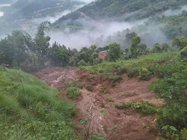 নেপালে বন্যা-ভূমিধসে মৃত ১৪ 