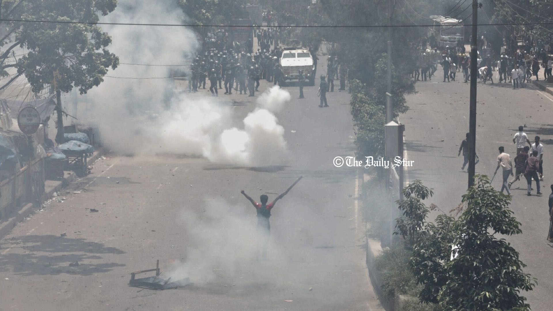 জুলাই ১৮: দেশব্যাপী প্রতিরোধ, নির্বিচার গুলি-সহিংসতায় নিভল শত প্রাণ