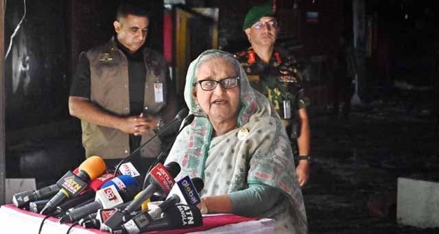 দেশের আনাচে-কানাচে খুঁজে অপরাধীদের বের করে বিচারের মুখোমুখি করুন: প্রধানমন্ত্রী