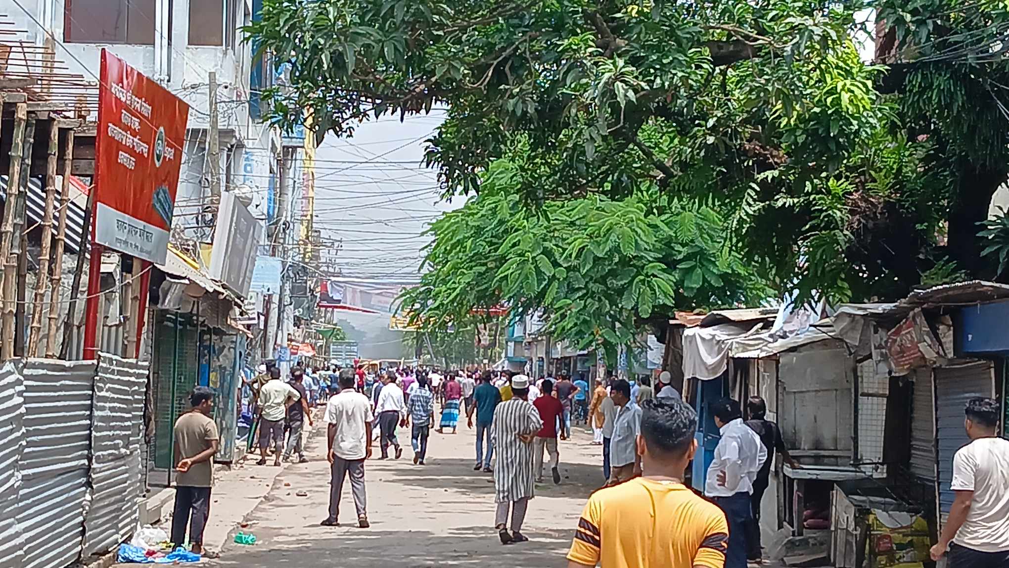 মুন্সীগঞ্জে আন্দোলনকারীদের সঙ্গে আ. লীগের সংঘর্ষে নিহত ৩, আহত অন্তত ২০