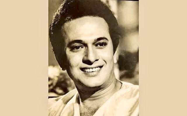 রোমান্টিক সিনেমায় নায়ক রাজ্জাক